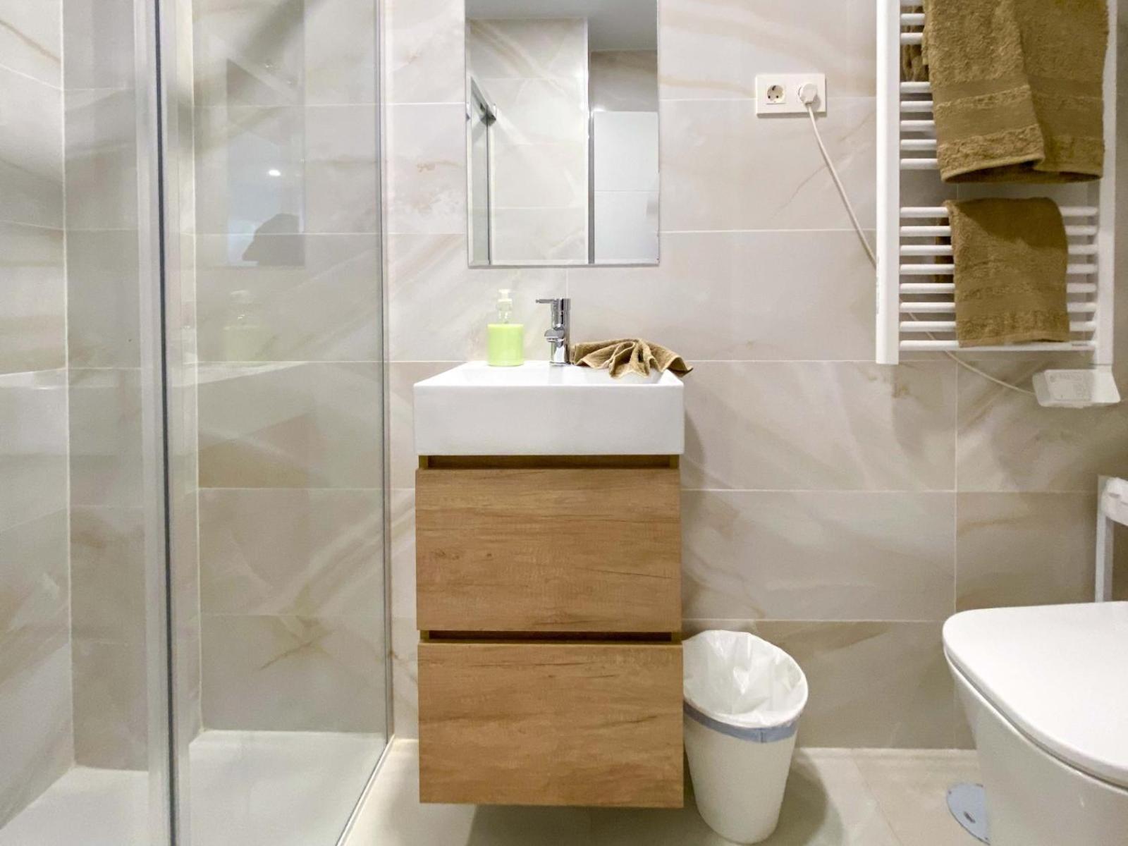 Appartamento Refugio 2Br Y 2Ba Azca/Bernabeu Madrid Esterno foto